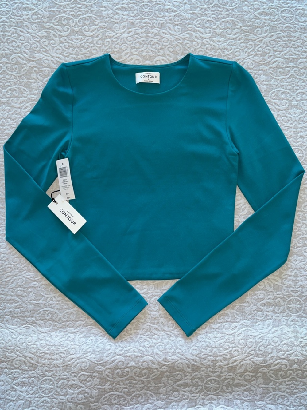Babaton Contour Crew Long Sleeve